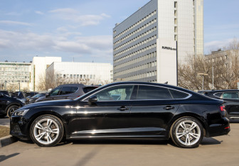 Подержанный автомобиль Audi A5 Liftback 2017 года (5 фото)