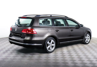 Подержанный автомобиль Volkswagen Passat Wagon 2014 года (5 фото)
