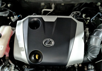 Подержанный автомобиль Lexus NX 2016 года (9 фото)