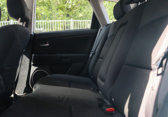 Подержанный автомобиль Mazda 3 Hatchback 2008 года (8 фото)