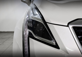 Подержанный автомобиль Cadillac XT5 2021 года (17 фото)