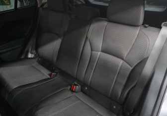 Подержанный автомобиль Subaru Impreza Hatchback 2022 года (10 фото)