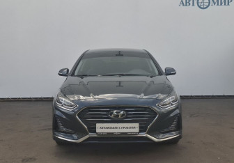 Подержанный автомобиль Hyundai Sonata 2018 года (2 фото)