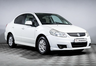 Подержанный автомобиль Suzuki SX4 Sedan 2008 года (3 фото)