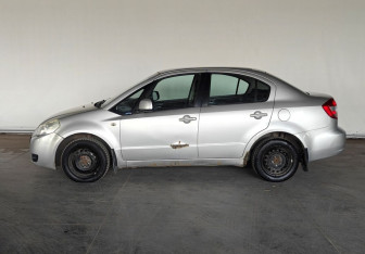 Подержанный автомобиль Suzuki SX4 Sedan 2008 года (7 фото)