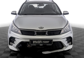 Подержанный автомобиль Kia Rio Hatchback 2021 года (2 фото)