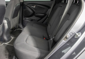 Подержанный автомобиль Hyundai ix35 2011 года (11 фото)