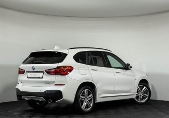 Подержанный автомобиль BMW X1 2019 года (2 фото)