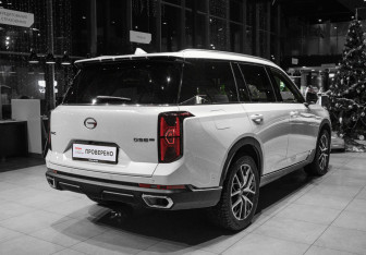 Подержанный автомобиль GAC GS8 2023 года (4 фото)