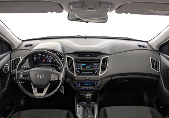 Подержанный автомобиль Hyundai Creta 2019 года (14 фото)