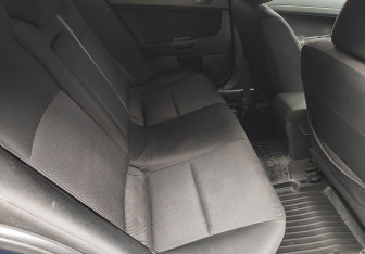 Подержанный автомобиль Mitsubishi Lancer Sedan 2008 года (11 фото)