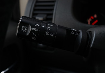 Подержанный автомобиль Nissan Pathfinder 2012 года (18 фото)