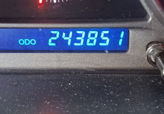 Подержанный автомобиль Chevrolet Epica 2011 года (18 фото)