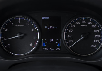 Подержанный автомобиль Mitsubishi Outlander 2018 года (12 фото)