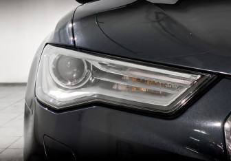 Подержанный автомобиль Audi A6 Sedan 2015 года (17 фото)