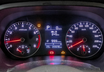 Подержанный автомобиль Kia Rio Hatchback 2021 года (16 фото)