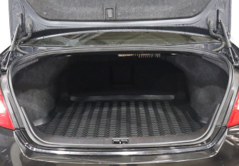 Подержанный автомобиль Nissan Teana 2012 года (23 фото)