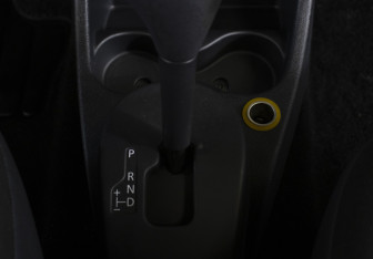 Подержанный автомобиль Renault Logan Sedan 2011 года (19 фото)