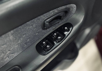 Подержанный автомобиль Kia Spectra Sedan 2006 года (18 фото)