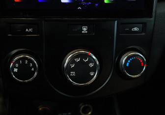 Подержанный автомобиль Kia Cerato Sedan 2010 года (16 фото)