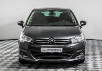 Подержанный автомобиль Citroen C4 Hatchback 2013 года (2 фото)