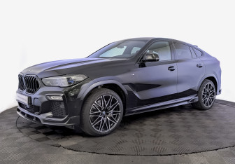 Подержанный автомобиль BMW X6 2021 года (1 фото)