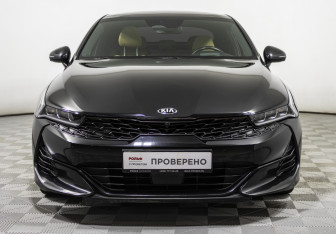 Подержанный автомобиль Kia K5 2021 года (2 фото)