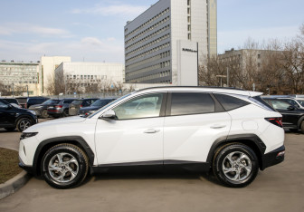 Подержанный автомобиль Hyundai Tucson 2021 года (6 фото)