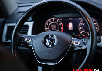 Подержанный автомобиль Volkswagen Teramont 2018 года (13 фото)