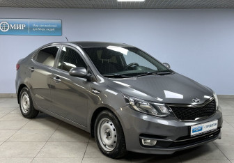 Подержанный автомобиль Kia Rio Sedan 2016 года (3 фото)