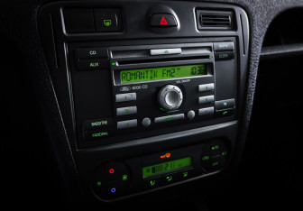 Подержанный автомобиль Ford Fusion 2007 года (19 фото)