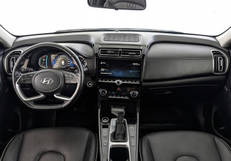 Подержанный автомобиль Hyundai Creta 2021 года (14 фото)