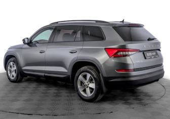 Подержанный автомобиль Skoda Kodiaq 2020 года (7 фото)