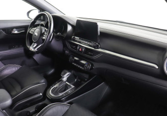 Подержанный автомобиль Kia Cerato Sedan 2020 года (5 фото)