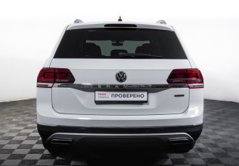 Подержанный автомобиль Volkswagen Teramont 2018 года (6 фото)