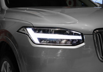 Подержанный автомобиль Volvo XC90 2019 года (28 фото)