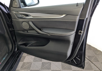 Подержанный автомобиль BMW X6 2019 года (26 фото)