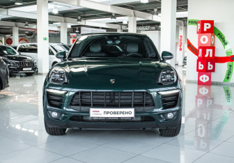 Подержанный автомобиль Porsche Macan 2018 года (2 фото)