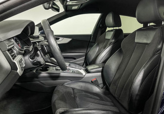 Подержанный автомобиль Audi A5 Liftback 2018 года (14 фото)