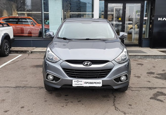 Подержанный автомобиль Hyundai ix35 2015 года (2 фото)