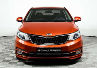 Подержанный автомобиль Kia Rio Sedan 2015 года (2 фото)