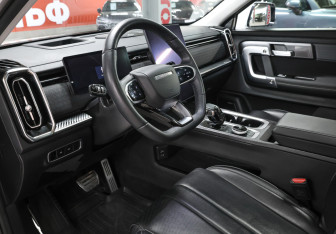 Подержанный автомобиль Jaecoo J7 2023 года (16 фото)