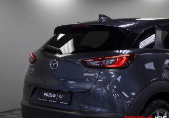 Подержанный автомобиль Mazda CX-3 2015 года (20 фото)