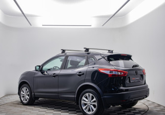 Подержанный автомобиль Nissan Qashqai 2018 года (7 фото)