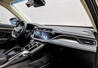 Подержанный автомобиль Geely Atlas Pro 2024 года (11 фото)