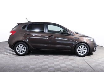 Подержанный автомобиль Kia Rio Hatchback 2017 года (4 фото)