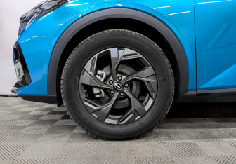 Подержанный автомобиль GAC GS3 2024 года (17 фото)