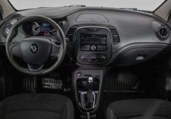 Подержанный автомобиль Renault Kaptur 2018 года (13 фото)