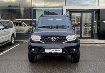 Подержанный автомобиль УАЗ Patriot 2018 года (2 фото)