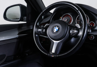 Подержанный автомобиль BMW X6 2019 года (13 фото)